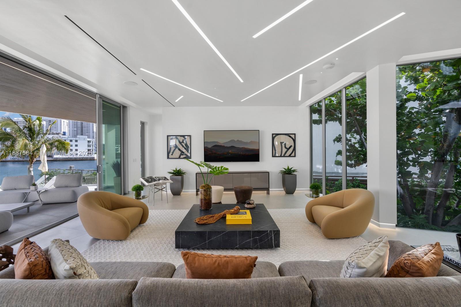 501 Palm Dr, Hallandale Beach, Florida image 13