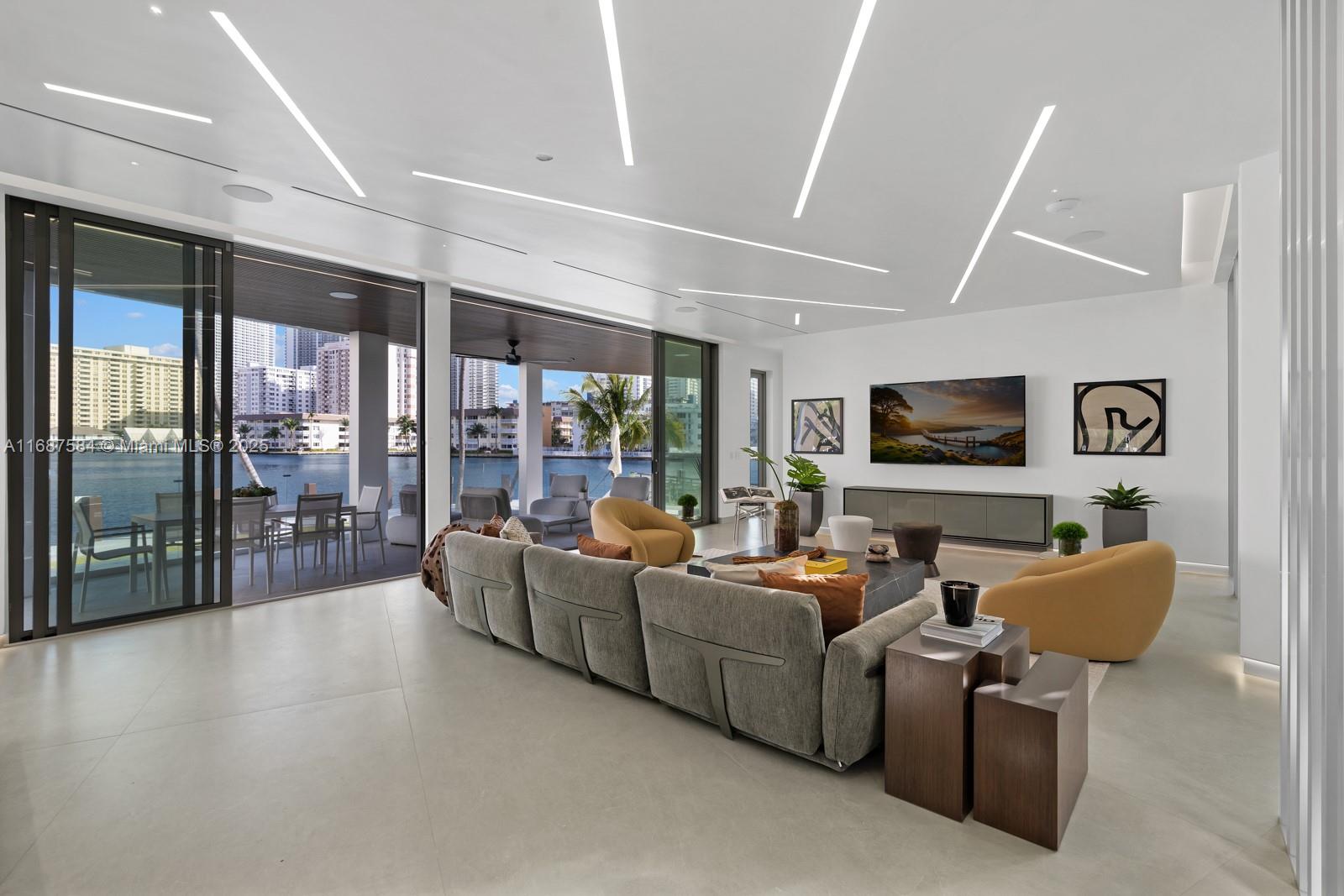 501 Palm Dr, Hallandale Beach, Florida image 16