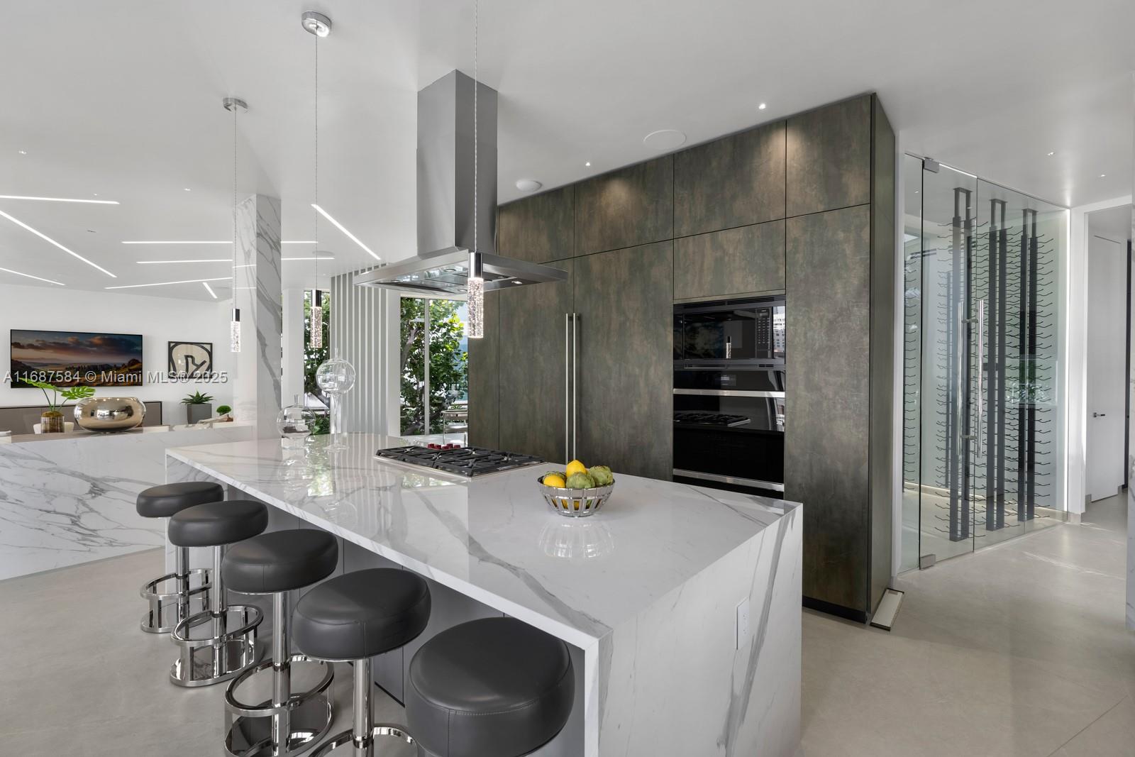 501 Palm Dr, Hallandale Beach, Florida image 21