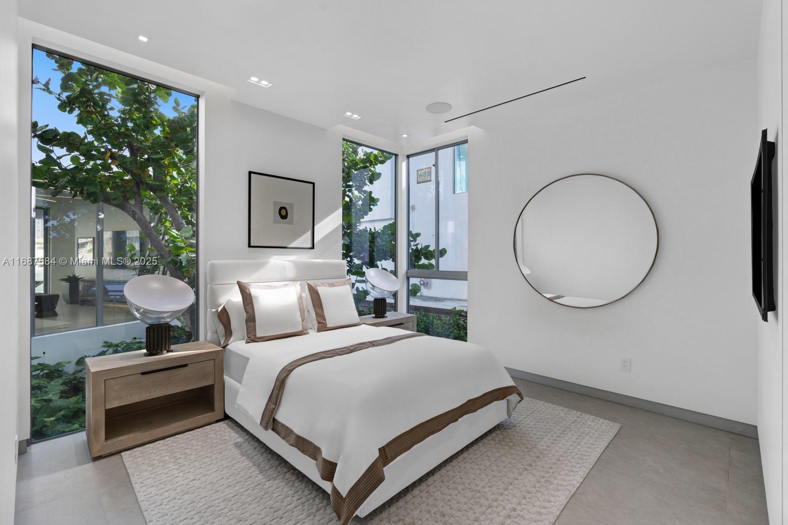 501 Palm Dr, Hallandale Beach, Florida image 43