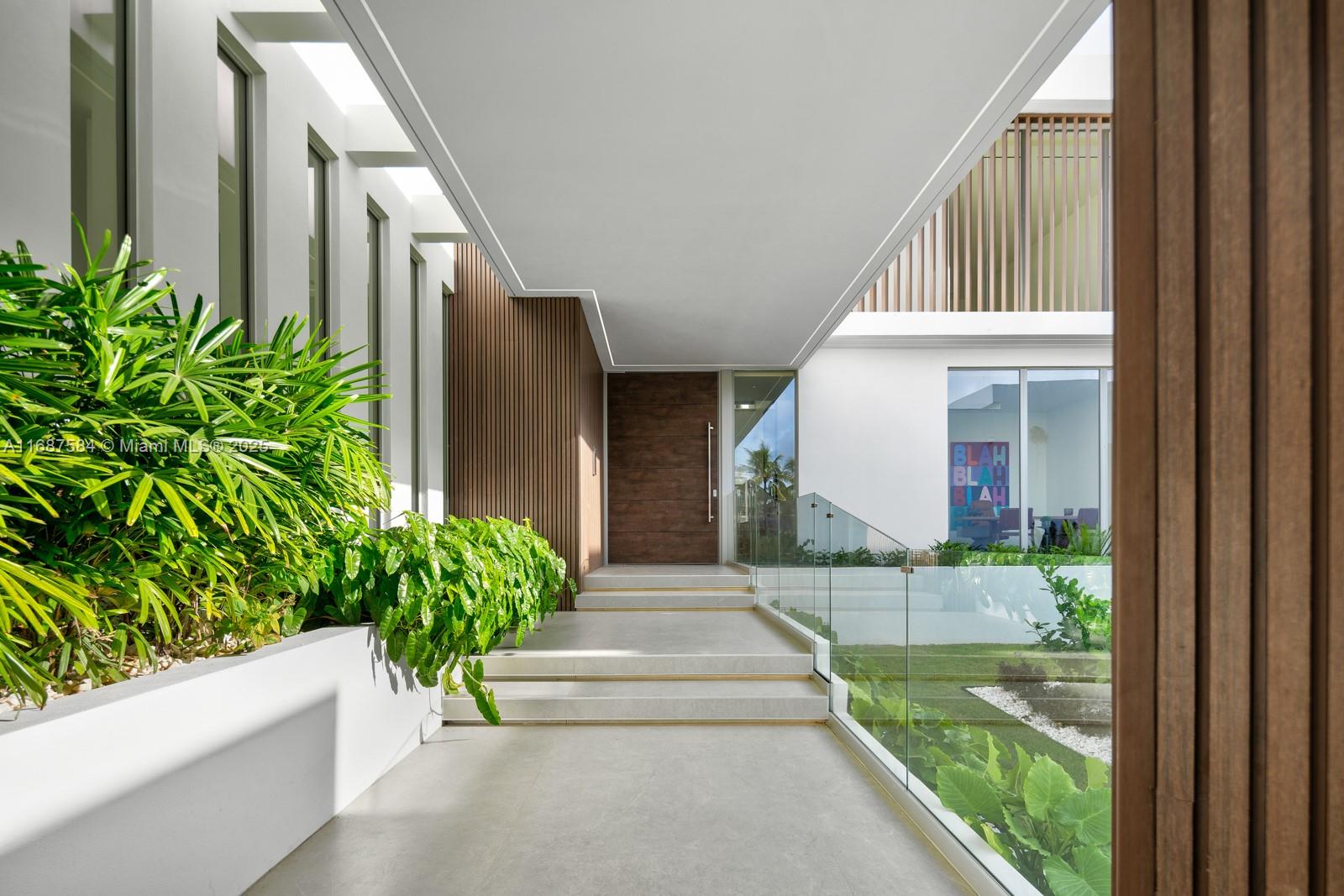501 Palm Dr, Hallandale Beach, Florida image 7