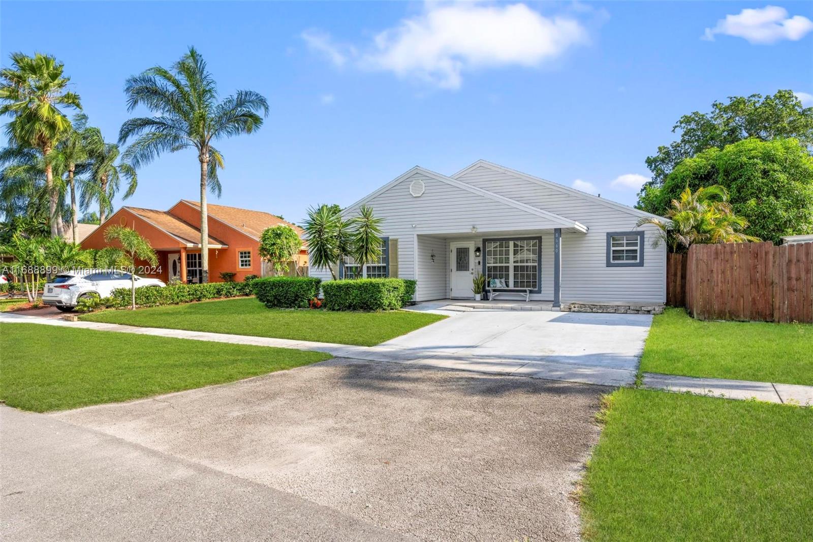 8660 SW 16th St, Pembroke Pines, Florida image 3