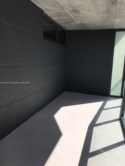 201 SW 17 Rd #305, Miami FL 33139