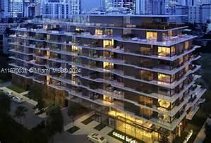 201 SW 17 Rd #305, Miami FL 33139