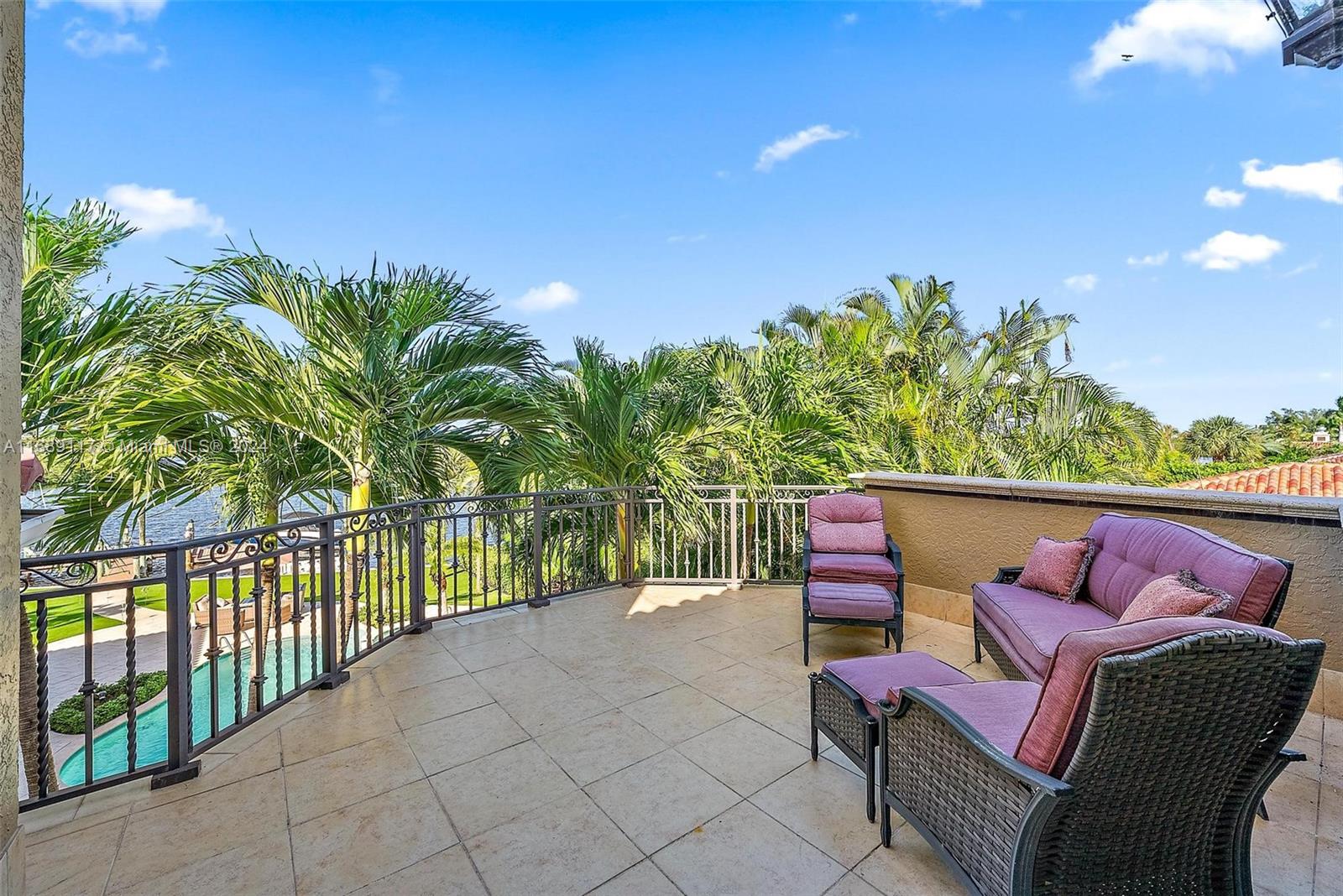 317 Old Jupiter Beach Rd, Jupiter, Florida image 35