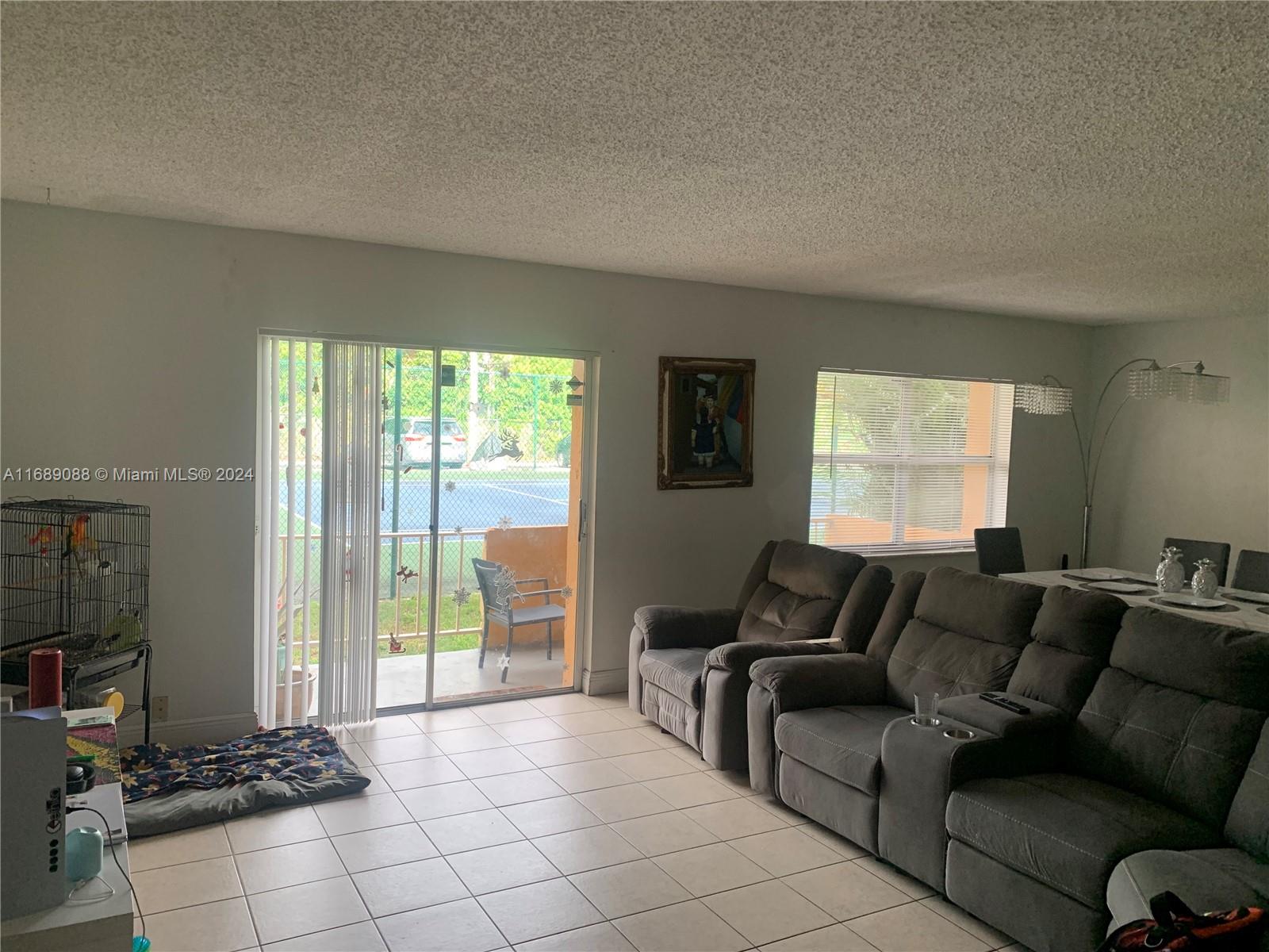 17911 NW 68th Ave #O104, Hialeah, Florida image 1