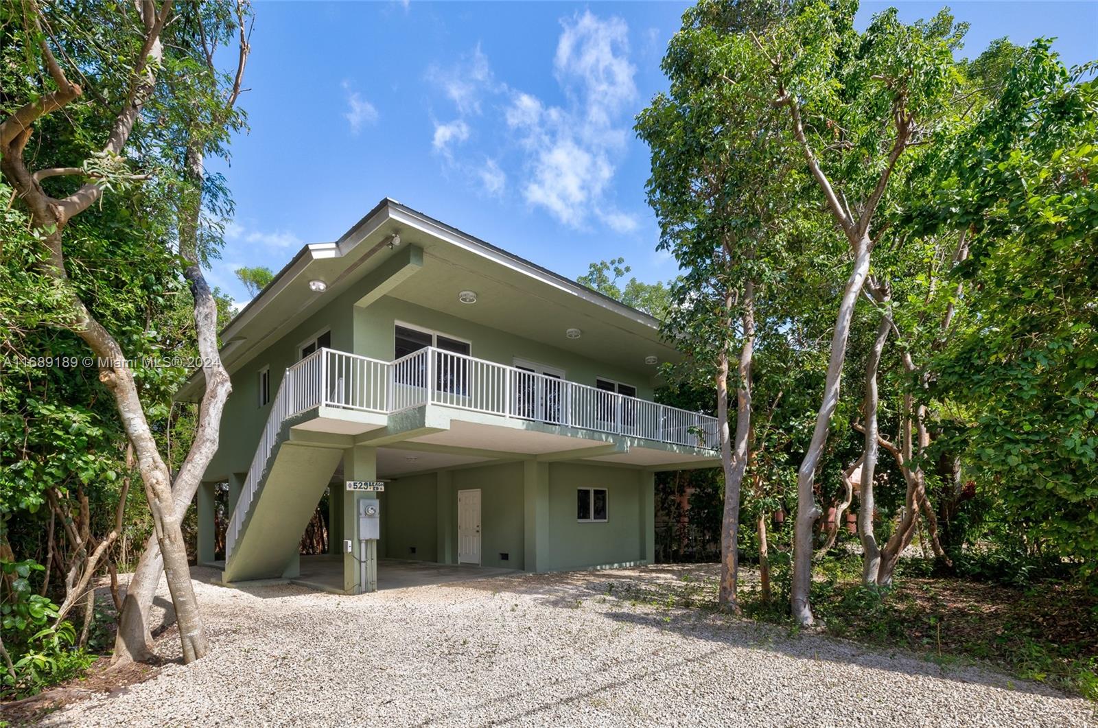 529 Beach Rd, Tavernier, Florida image 1