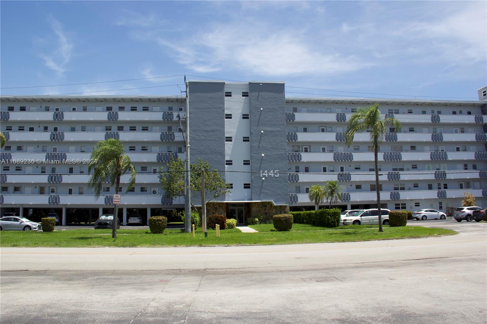 1445 Atlantic Shores Blvd #306, Hallandale Beach, Florida image 1