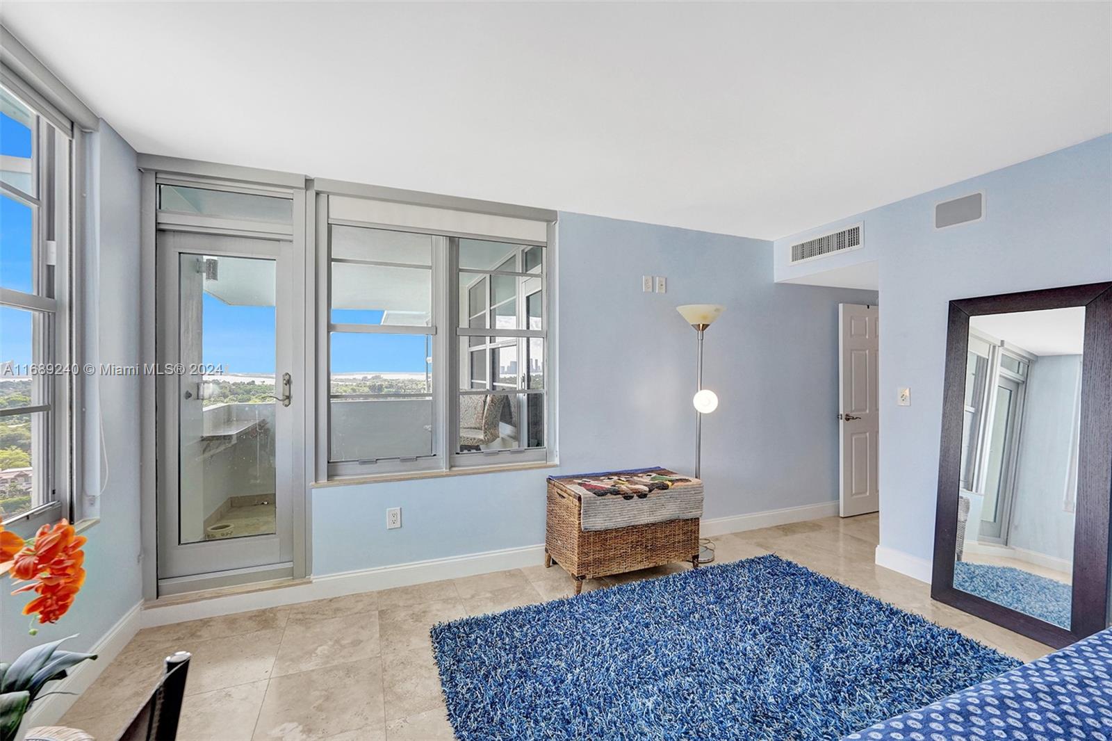 2899 Collins Ave #PENTHOUSE F, Miami Beach, Florida image 6