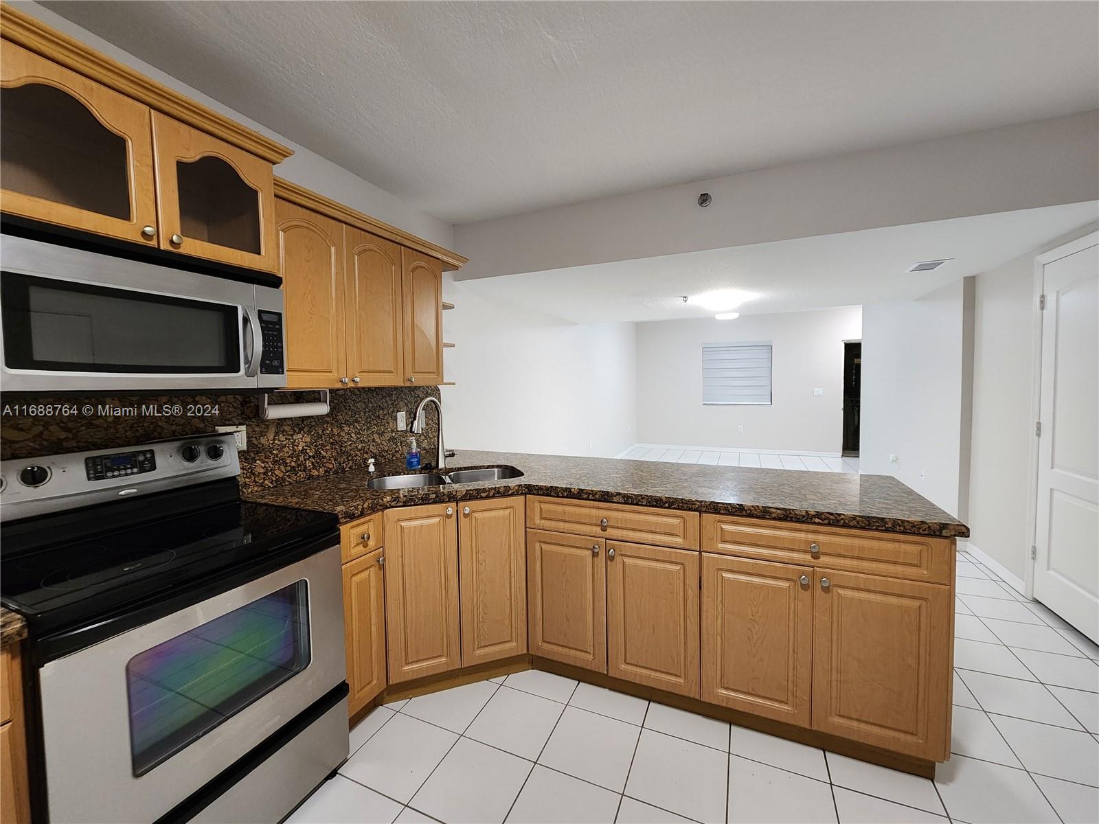 8360 NW 103rd St #204E, Hialeah Gardens, Florida image 3