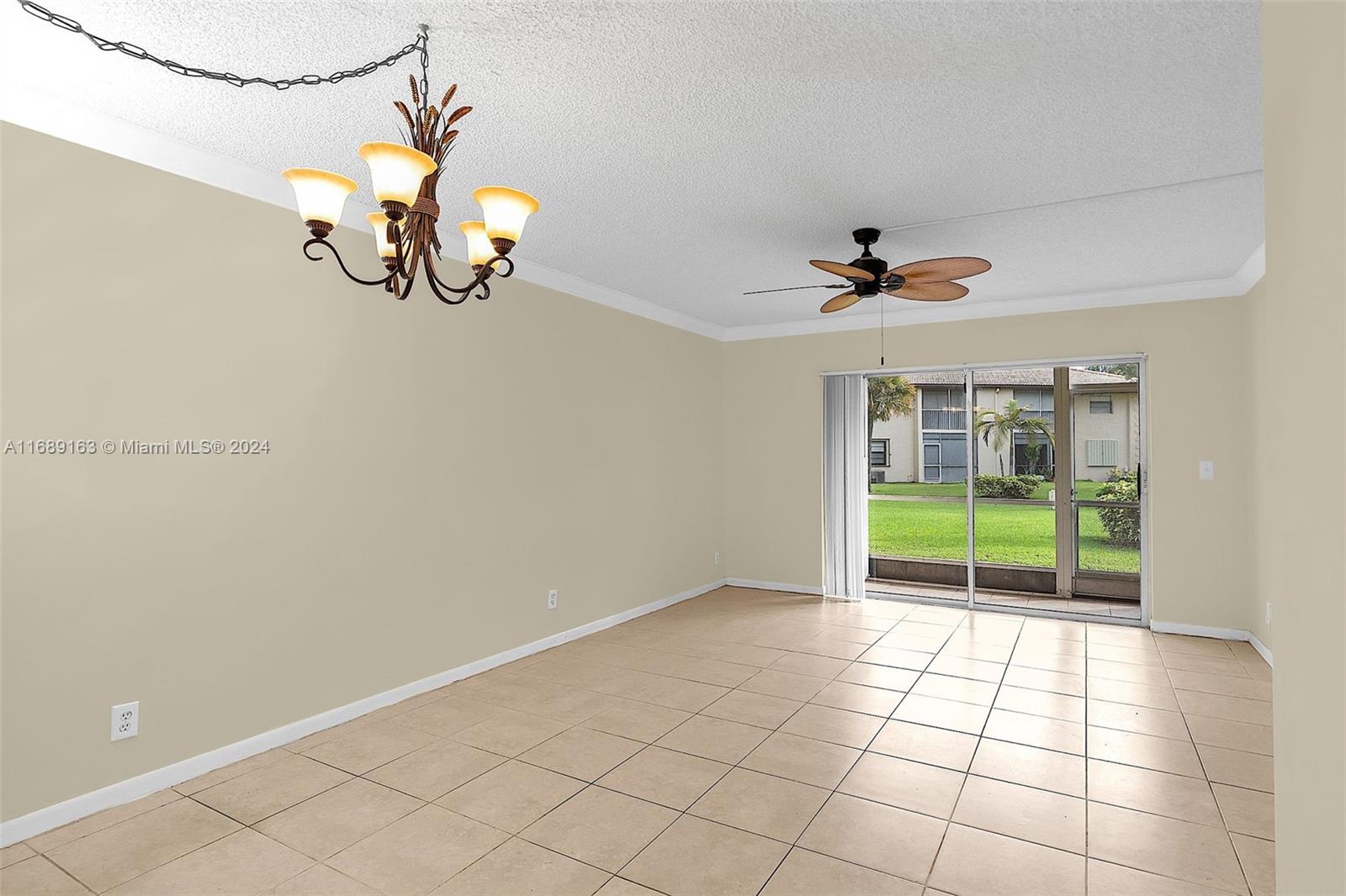 5571 Lakeside Dr #106, Margate, Florida image 18