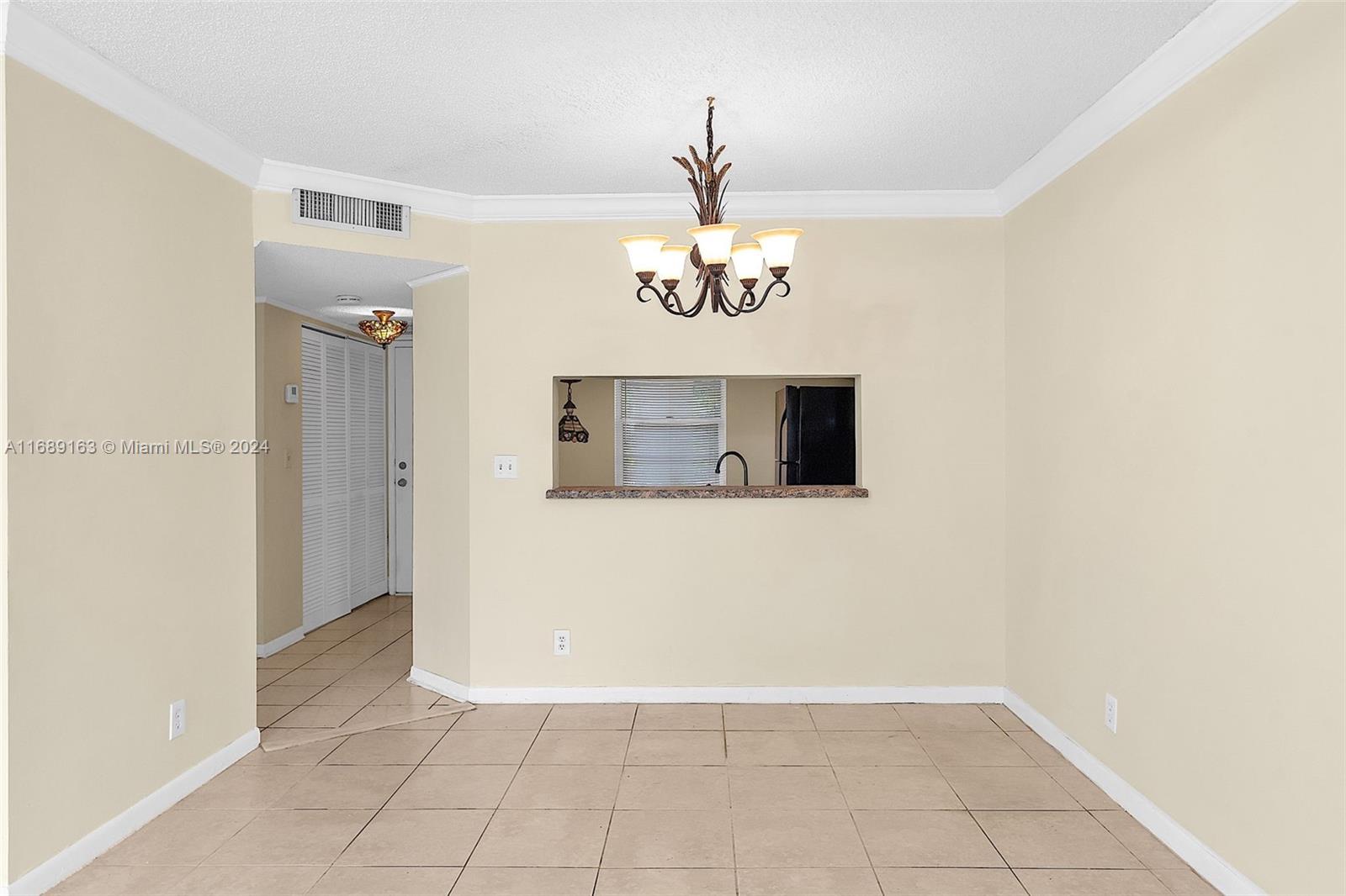 5571 Lakeside Dr #106, Margate, Florida image 23