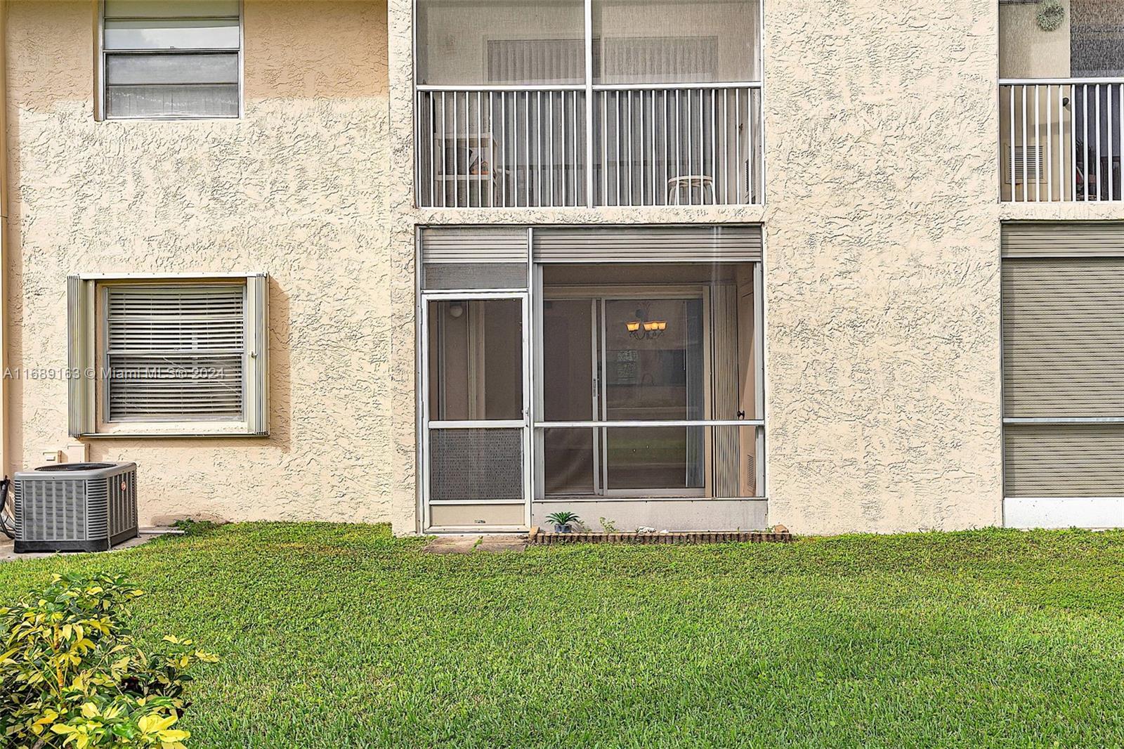 5571 Lakeside Dr #106, Margate, Florida image 41