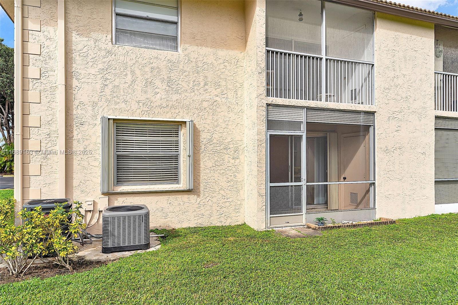 5571 Lakeside Dr #106, Margate, Florida image 48