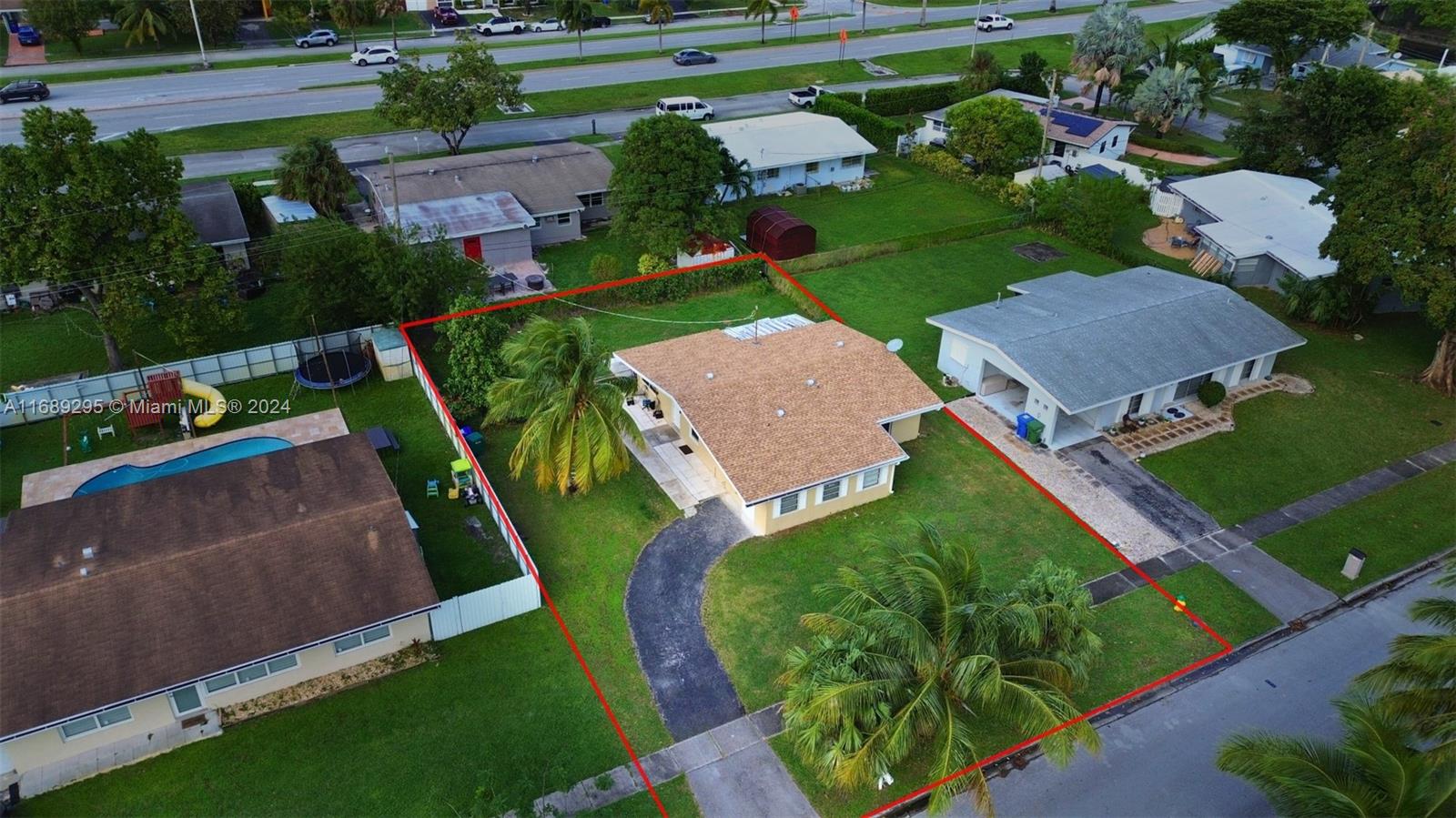 6111 NW 20th Ct, Margate, Florida image 2