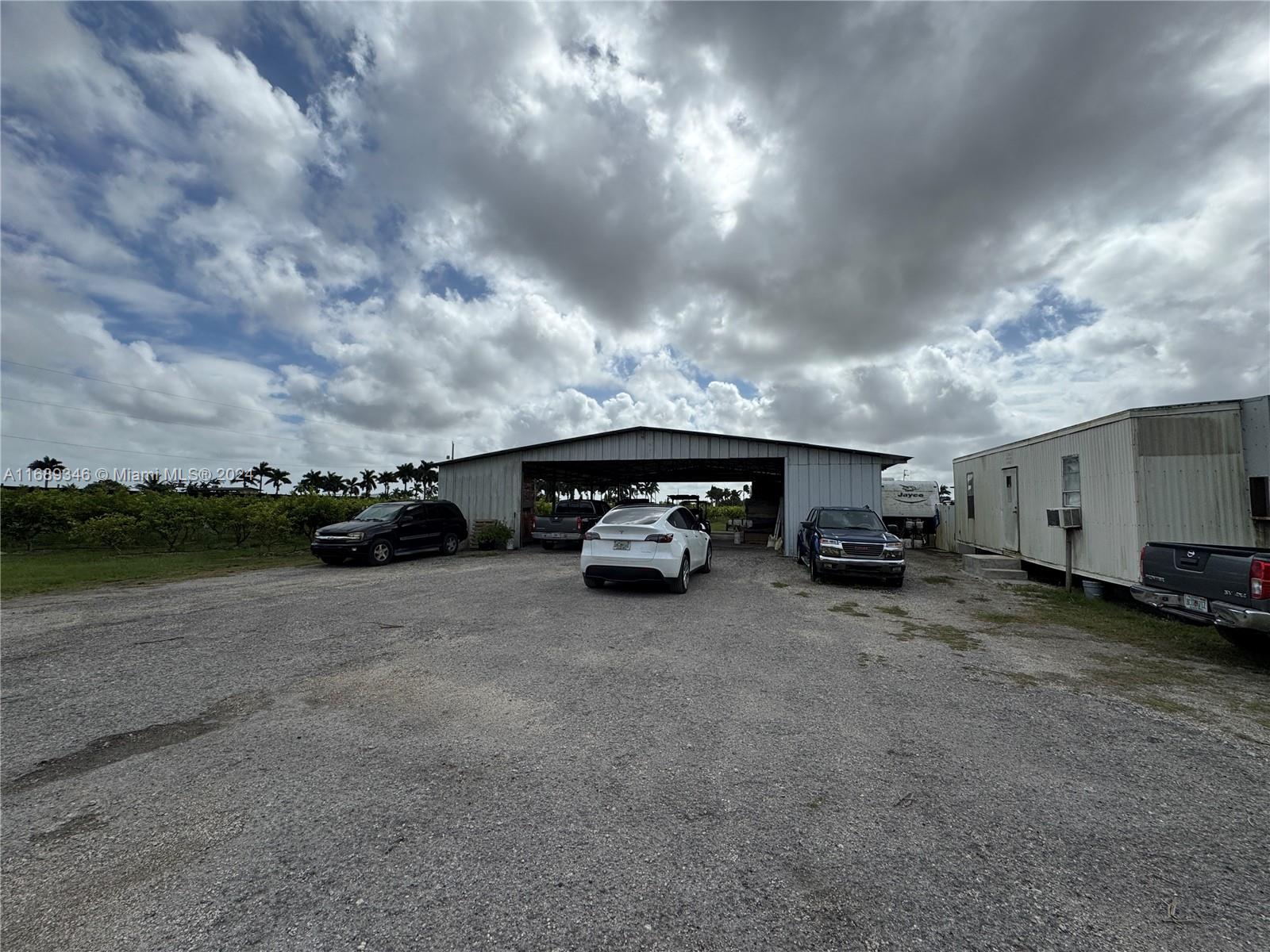 228xx SW 312 St, Homestead, Florida image 6