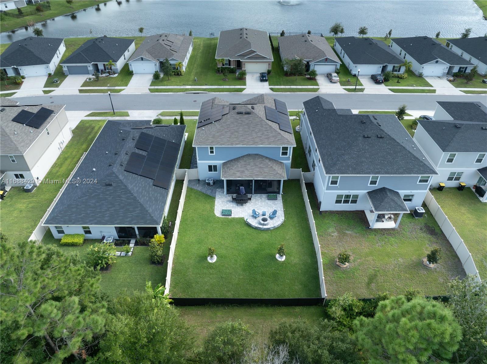 1358 Pompay Drive, Davenport, Florida image 40