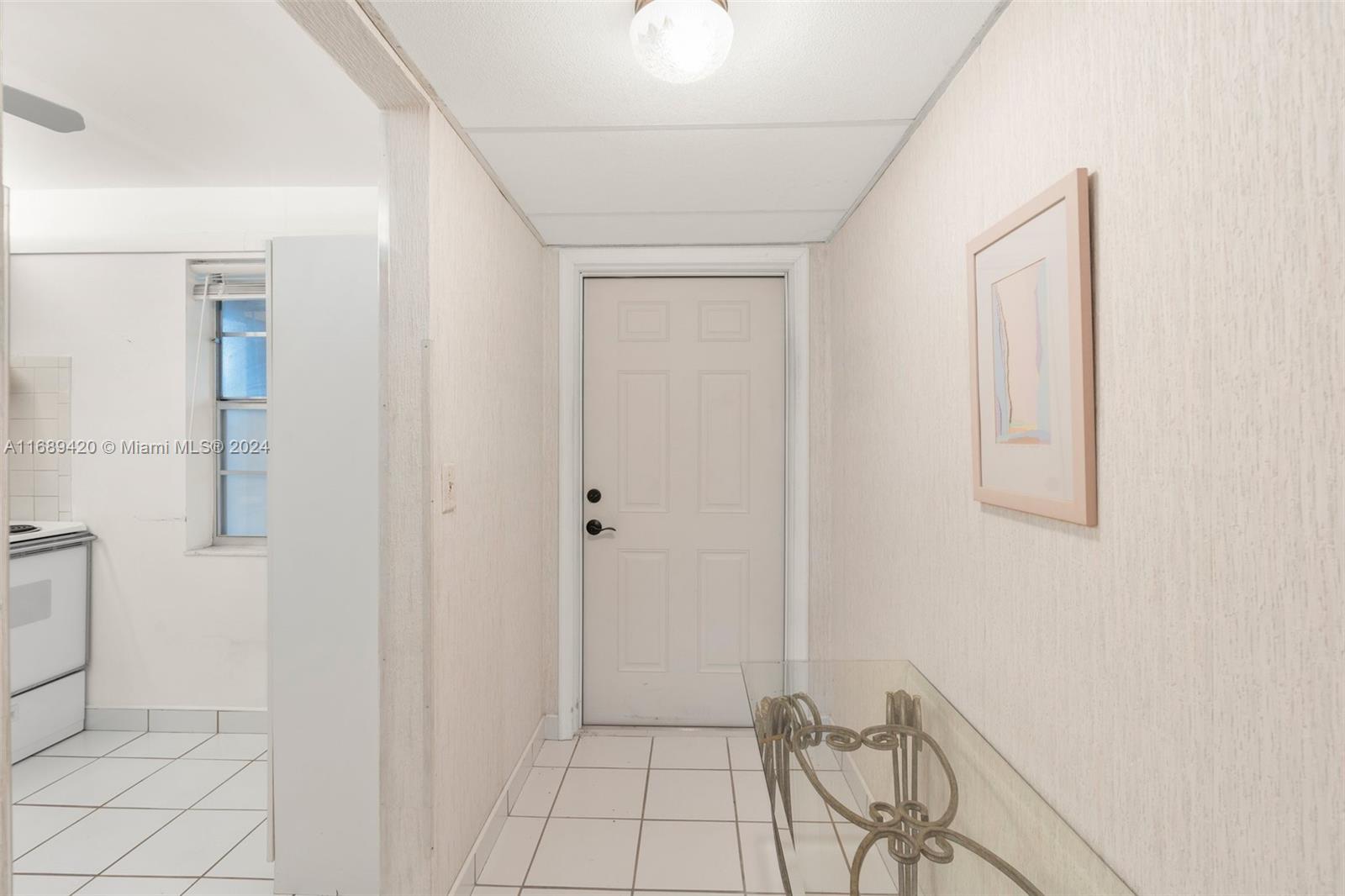 1005 Country Club Dr #201, Margate, Florida image 5