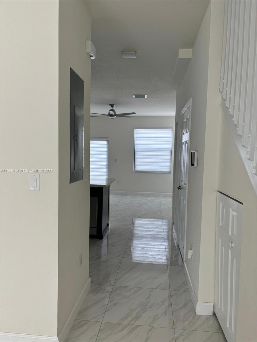 3337 W 105th Ter #3337, Hialeah, Florida image 6