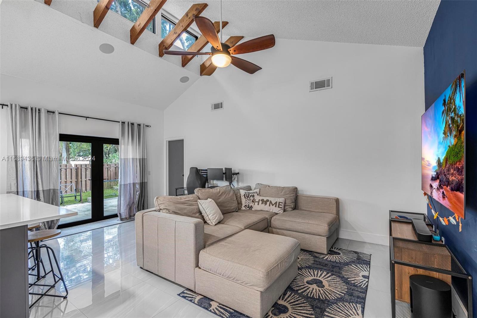 1691 NW 97th Way #1, Pembroke Pines, Florida image 3