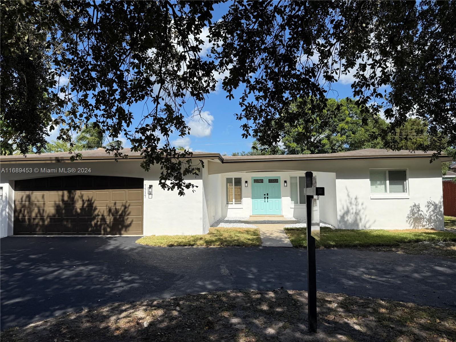 7517 Roosevelt St, Hollywood, Florida image 1