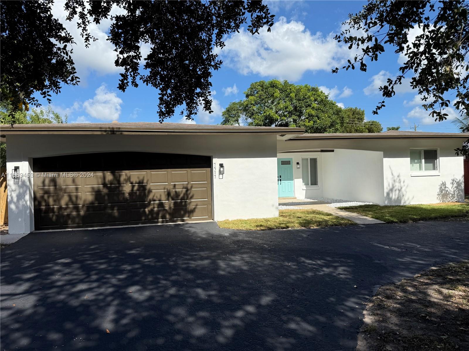 7517 Roosevelt St, Hollywood, Florida image 3