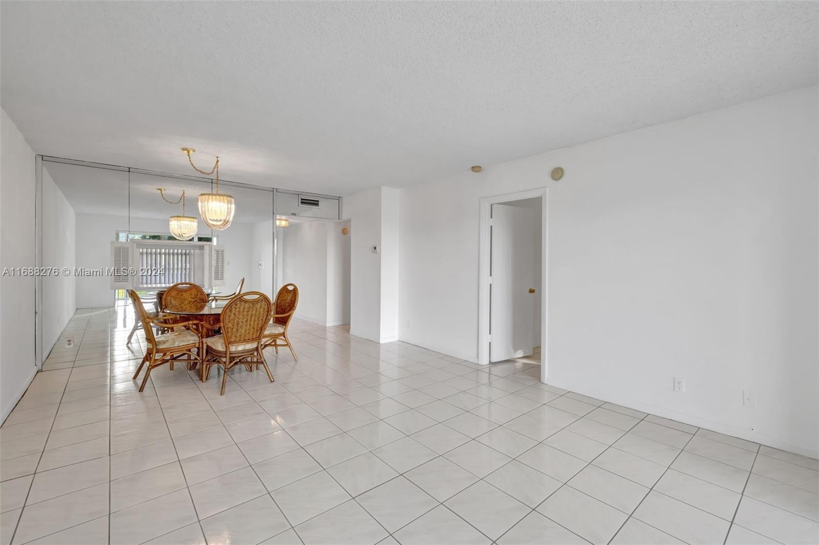 7817 Golf Cir Dr #304, Margate, Florida image 10