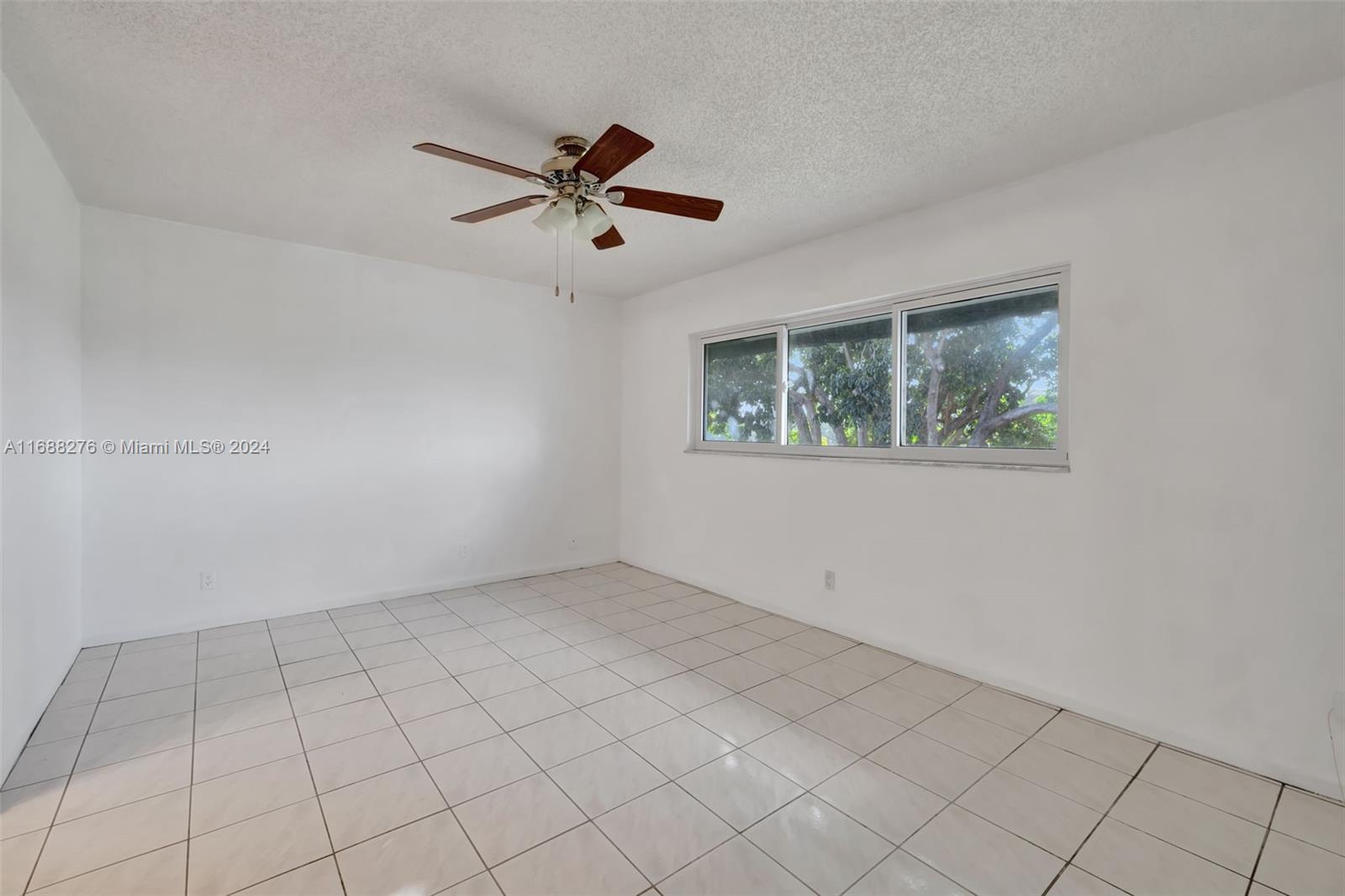 7817 Golf Cir Dr #304, Margate, Florida image 18