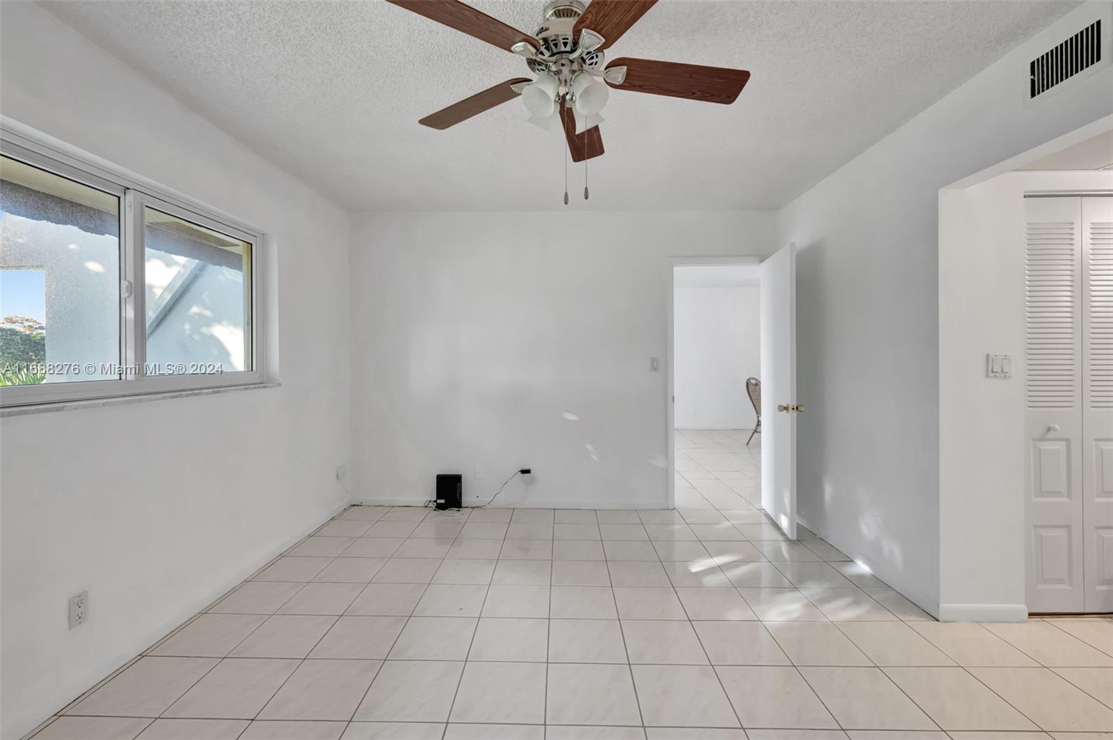 7817 Golf Cir Dr #304, Margate, Florida image 19