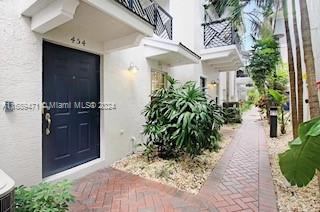 454 NE 2nd Ave #27, Fort Lauderdale, Florida image 1