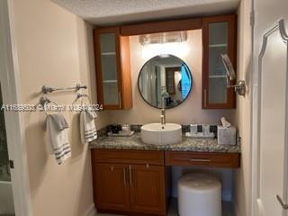 210 174th St #712, Sunny Isles Beach, Florida image 30