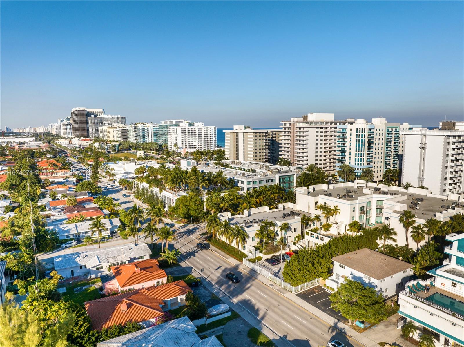 9165 Harding Ave, Surfside, Florida image 9