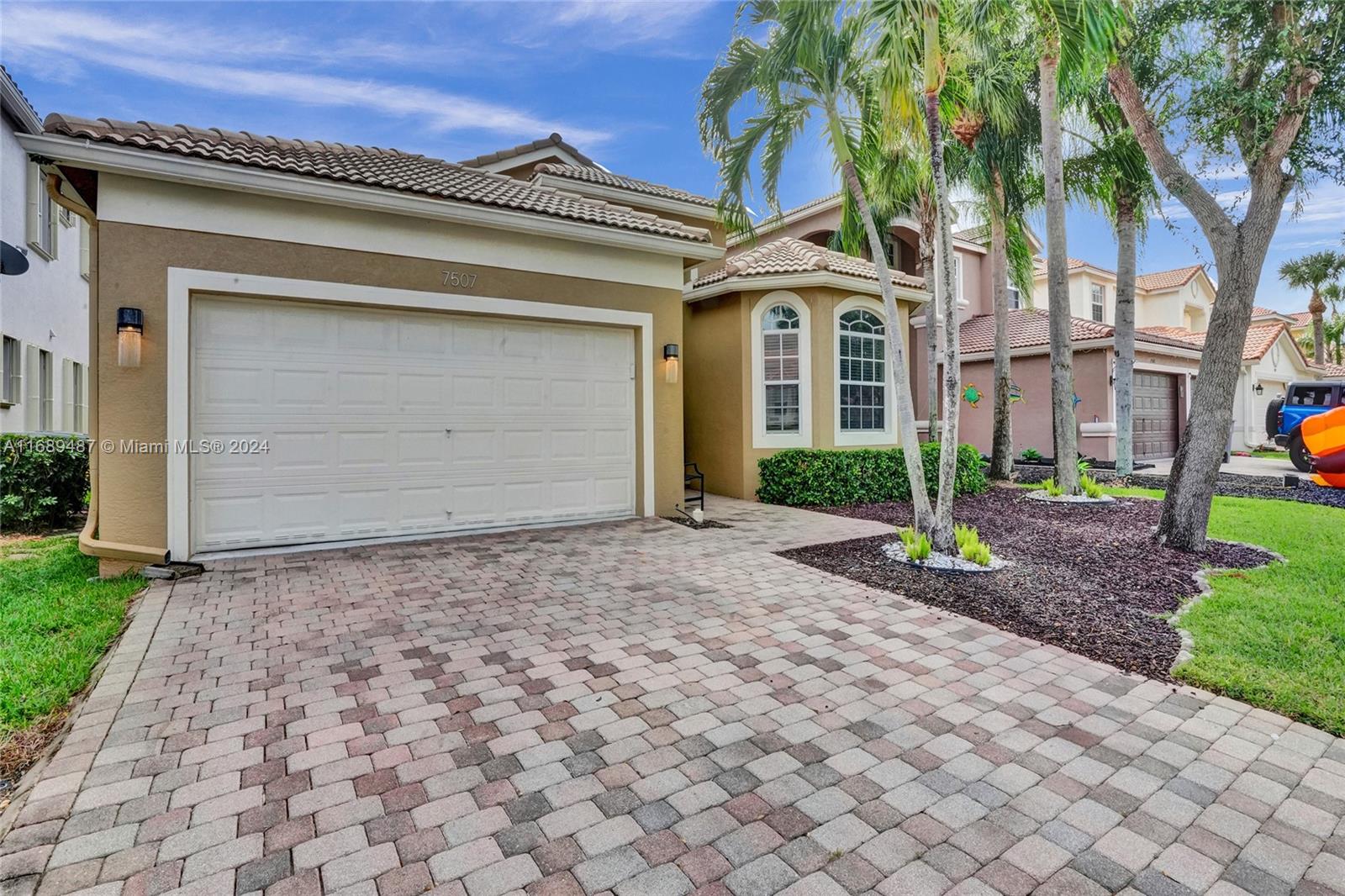 7507 Via Luria, Lake Worth, Florida image 2