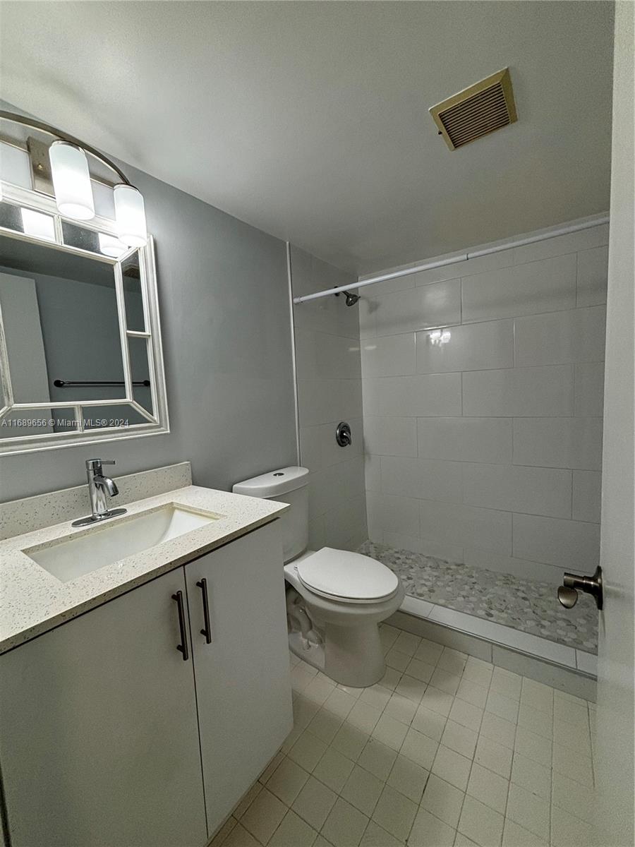 251 SW 132nd Way #314H, Pembroke Pines, Florida image 17