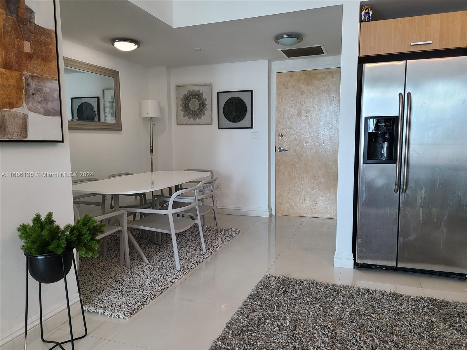 350 S Miami Ave #2109, Miami FL 33130