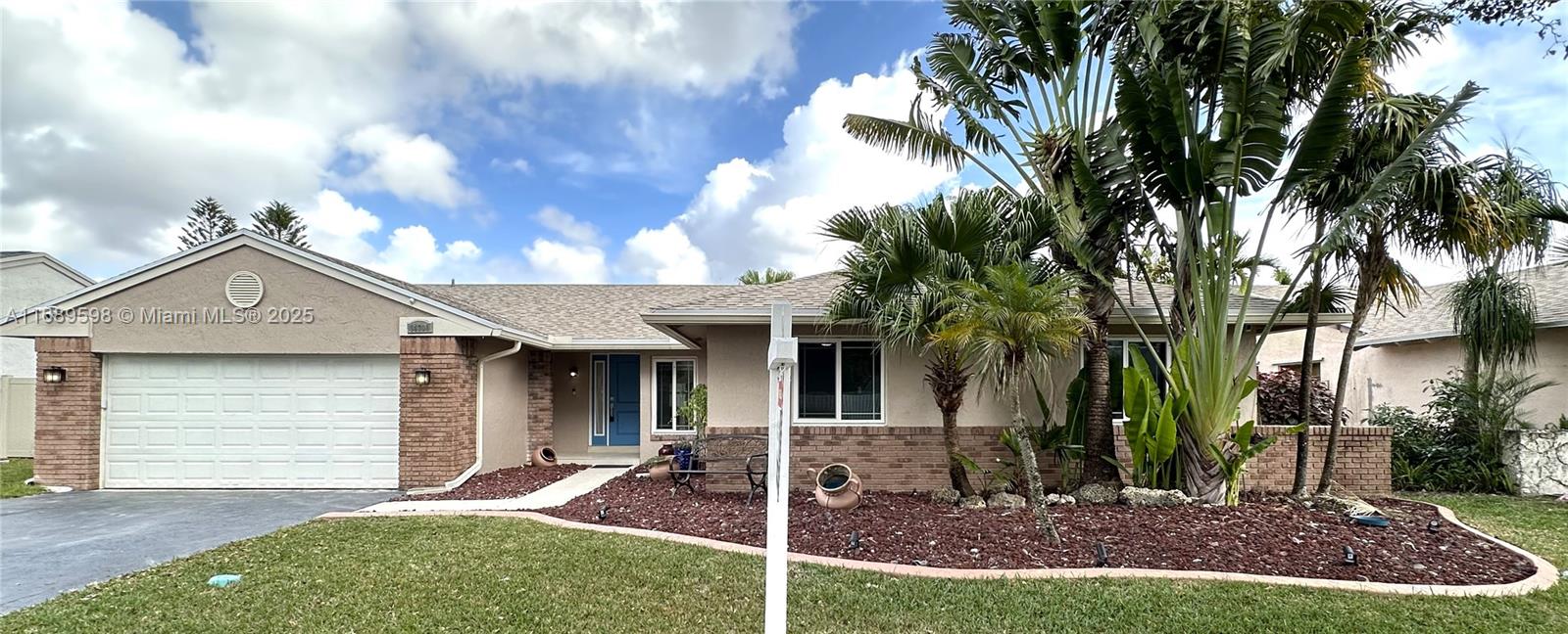 14701 Kirsten Ct, Davie, Florida image 2