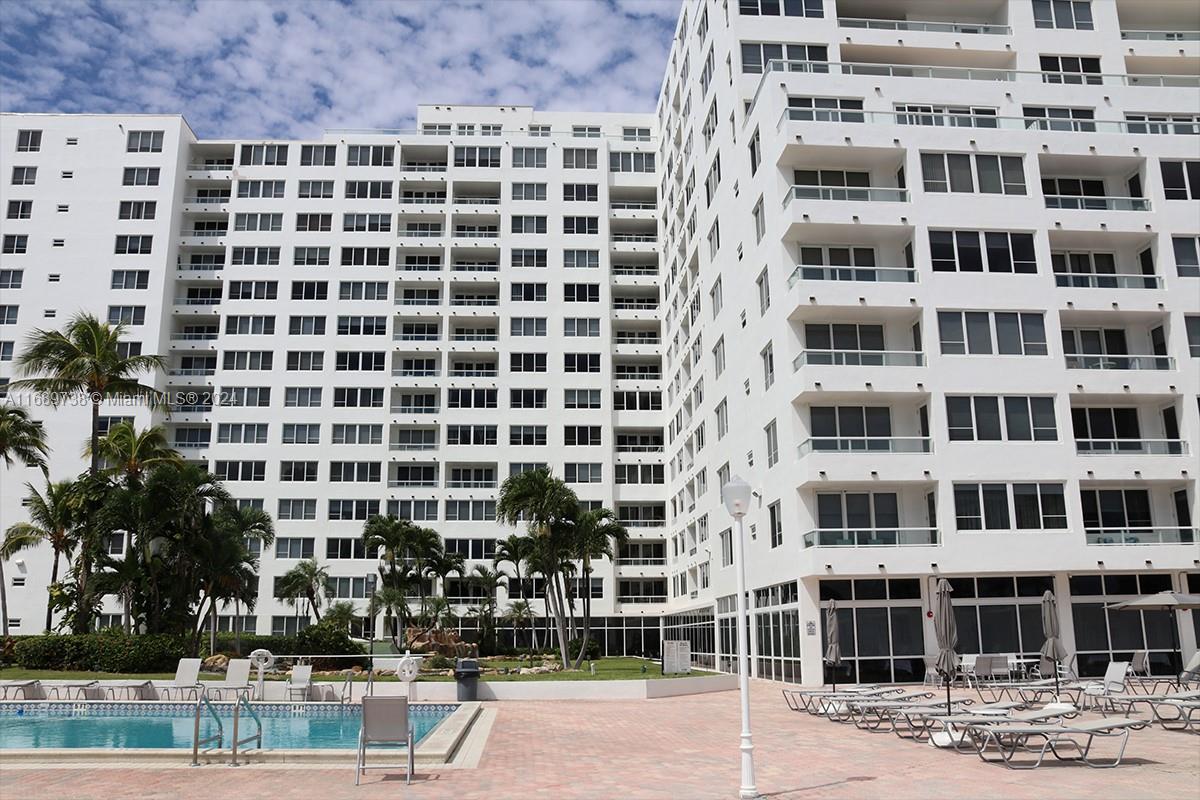 5005 Collins Ave #424, Miami Beach, Florida image 25