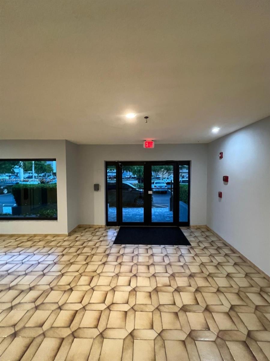 1301 NE 7th St #217, Hallandale Beach, Florida image 19