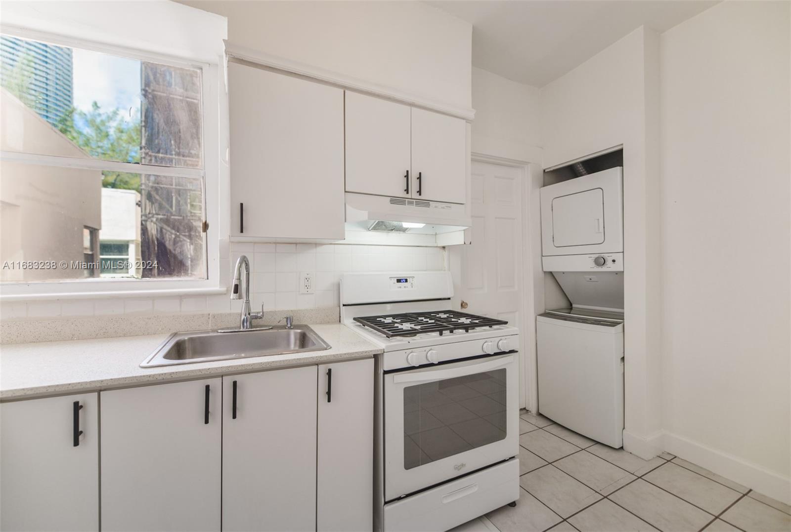 642 Michigan Ave #1, Miami Beach, Florida image 12