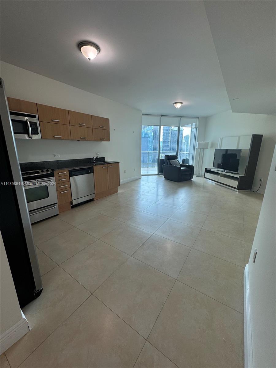 350 S Miami Ave #3712, Miami FL 33130