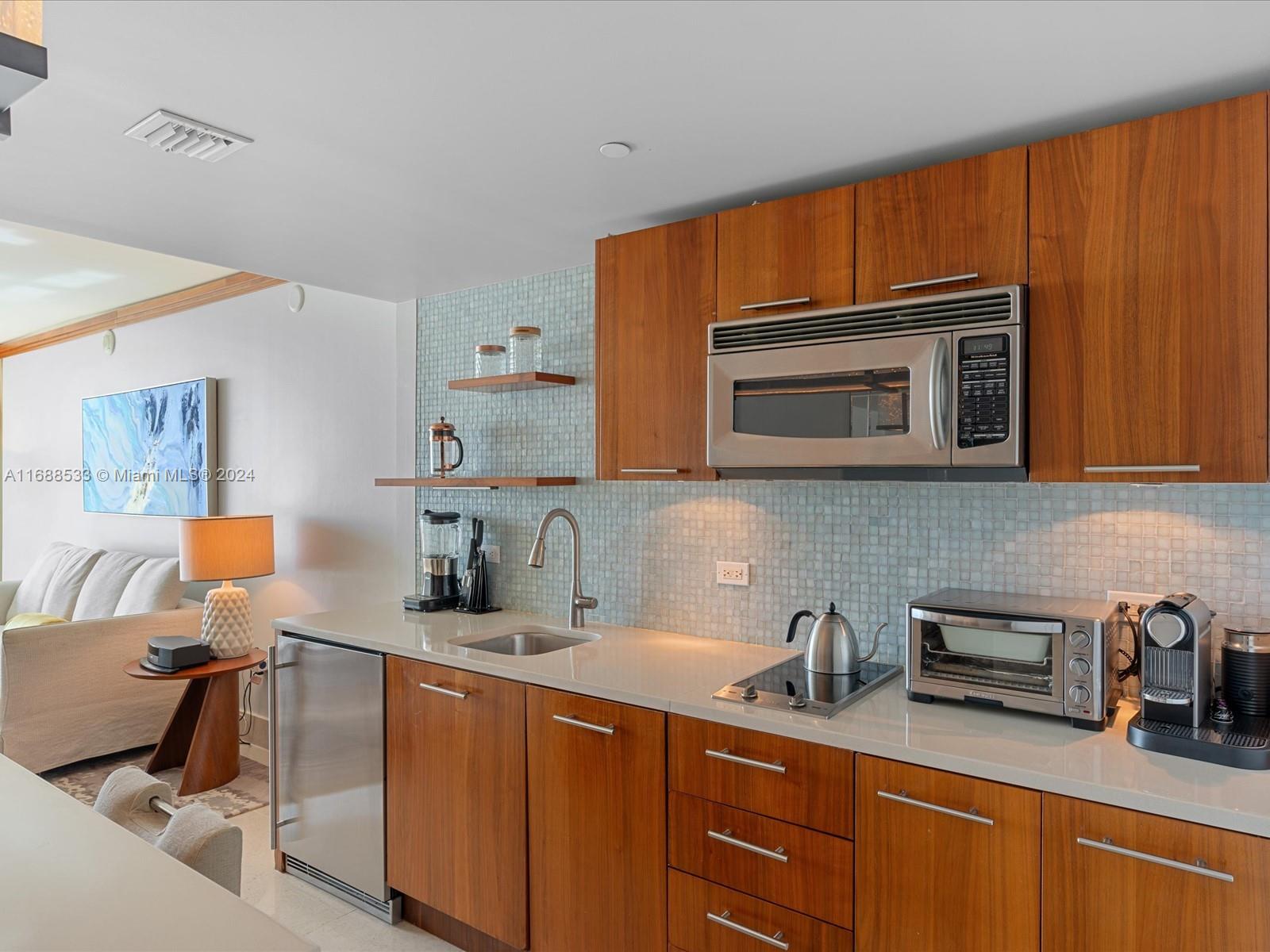 6801 Collins Ave #716 DEED 708, Miami Beach, Florida image 10