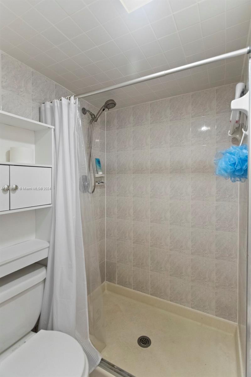 312 W Laurel Dr #1403, Margate, Florida image 16