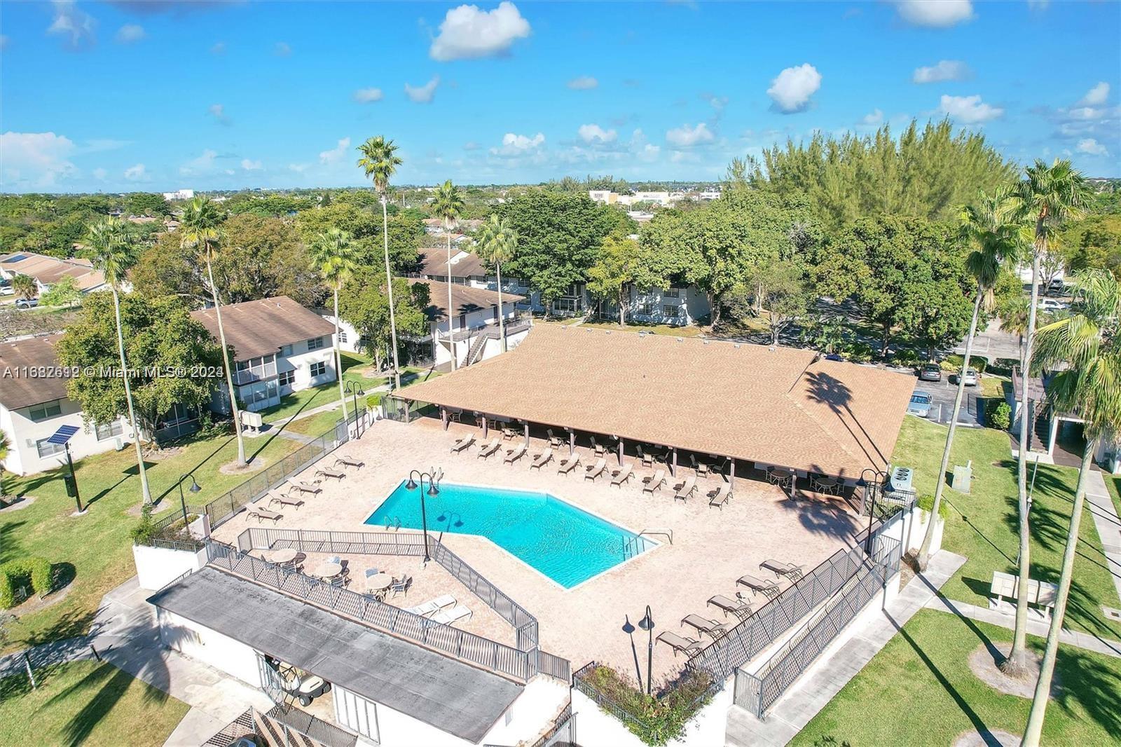 312 W Laurel Dr #1403, Margate, Florida image 37