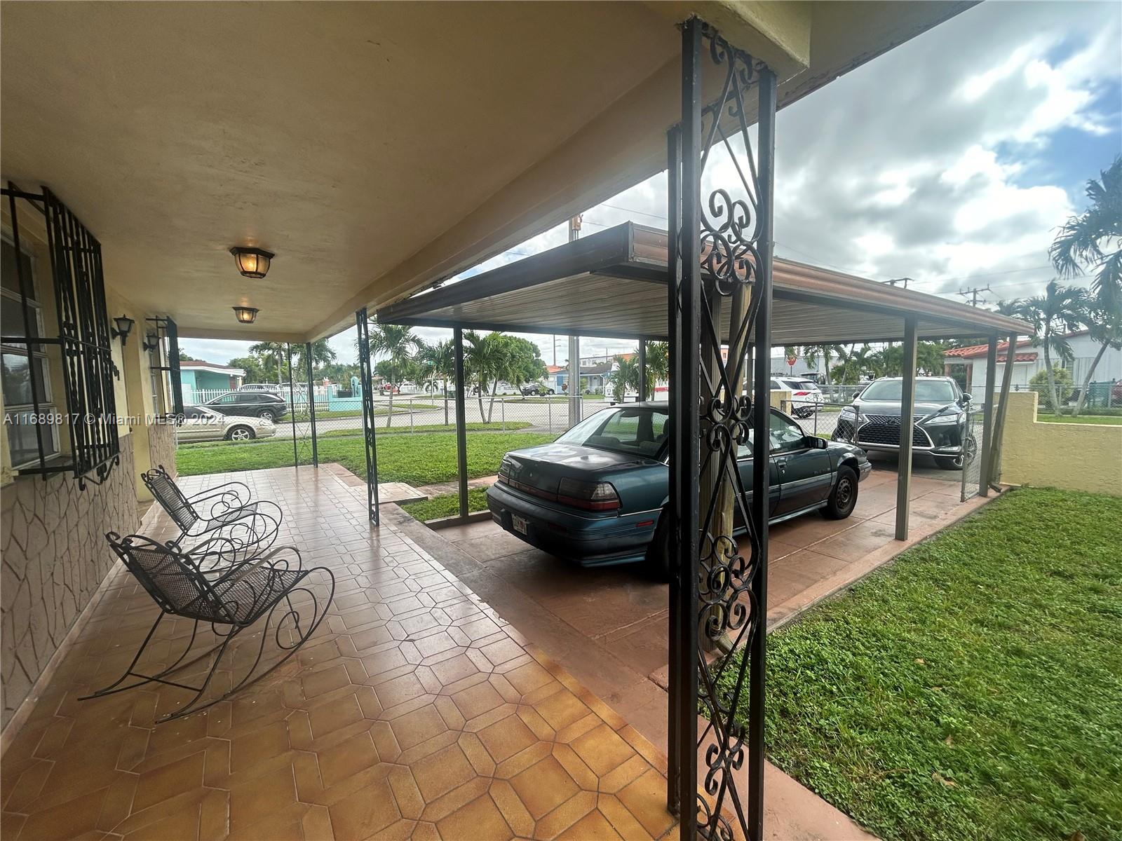 301 W 30th St, Hialeah, Florida image 16