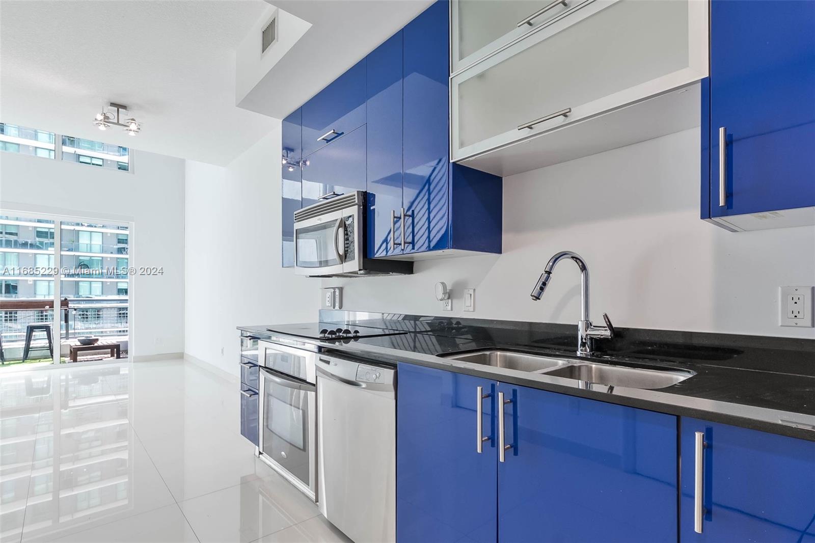 60 SW 13th St #2618, Miami FL 33130