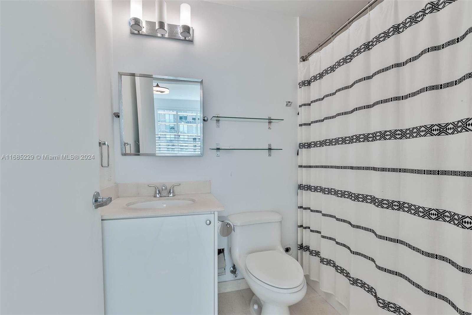 60 SW 13th St #2618, Miami FL 33130