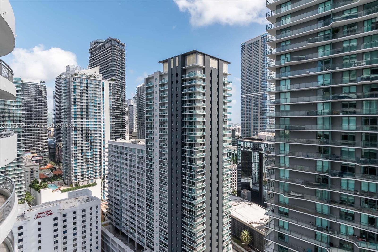 60 SW 13th St #2618, Miami FL 33130
