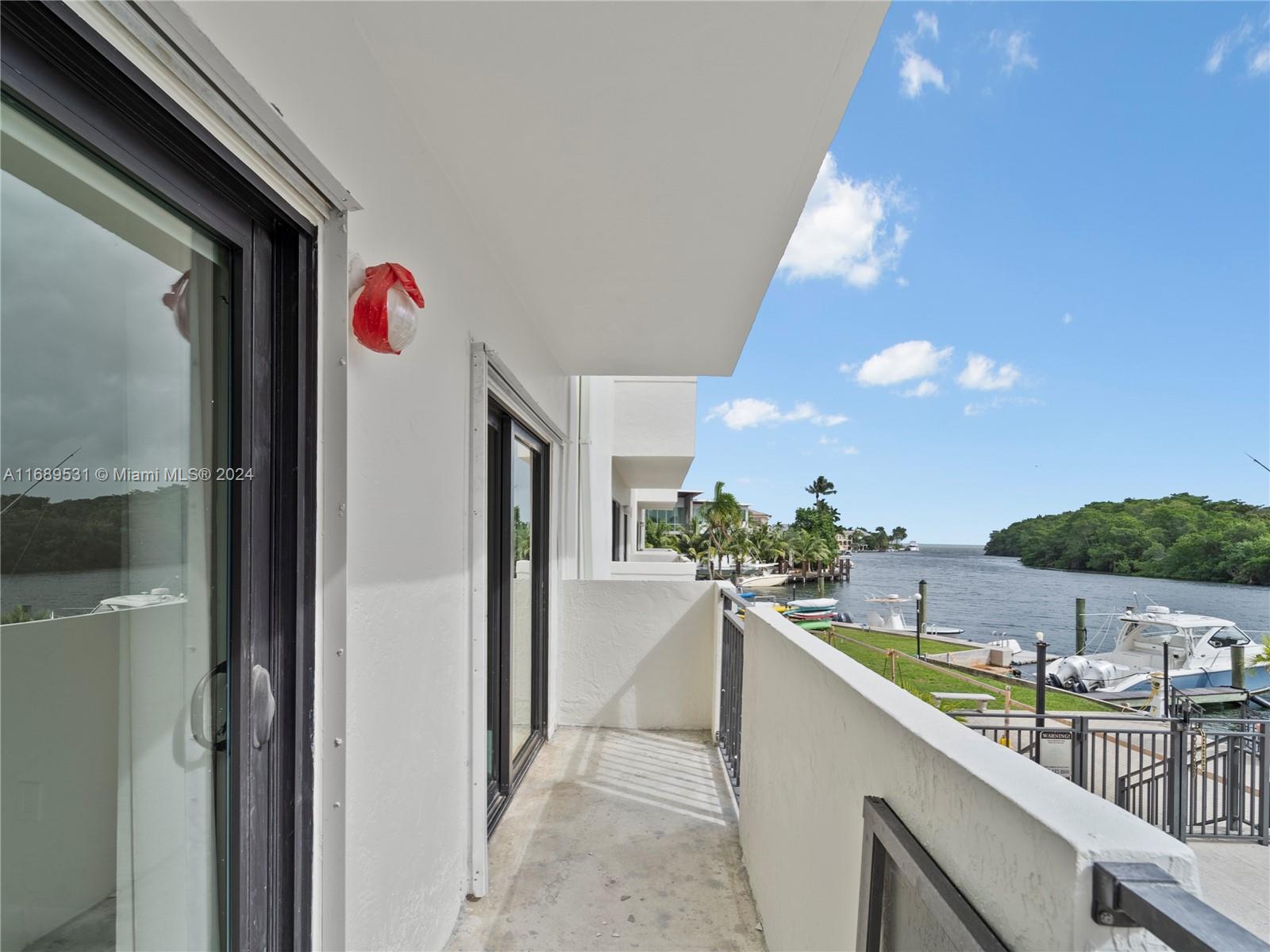 6901 Edgewater Dr #218, Coral Gables, Florida image 14