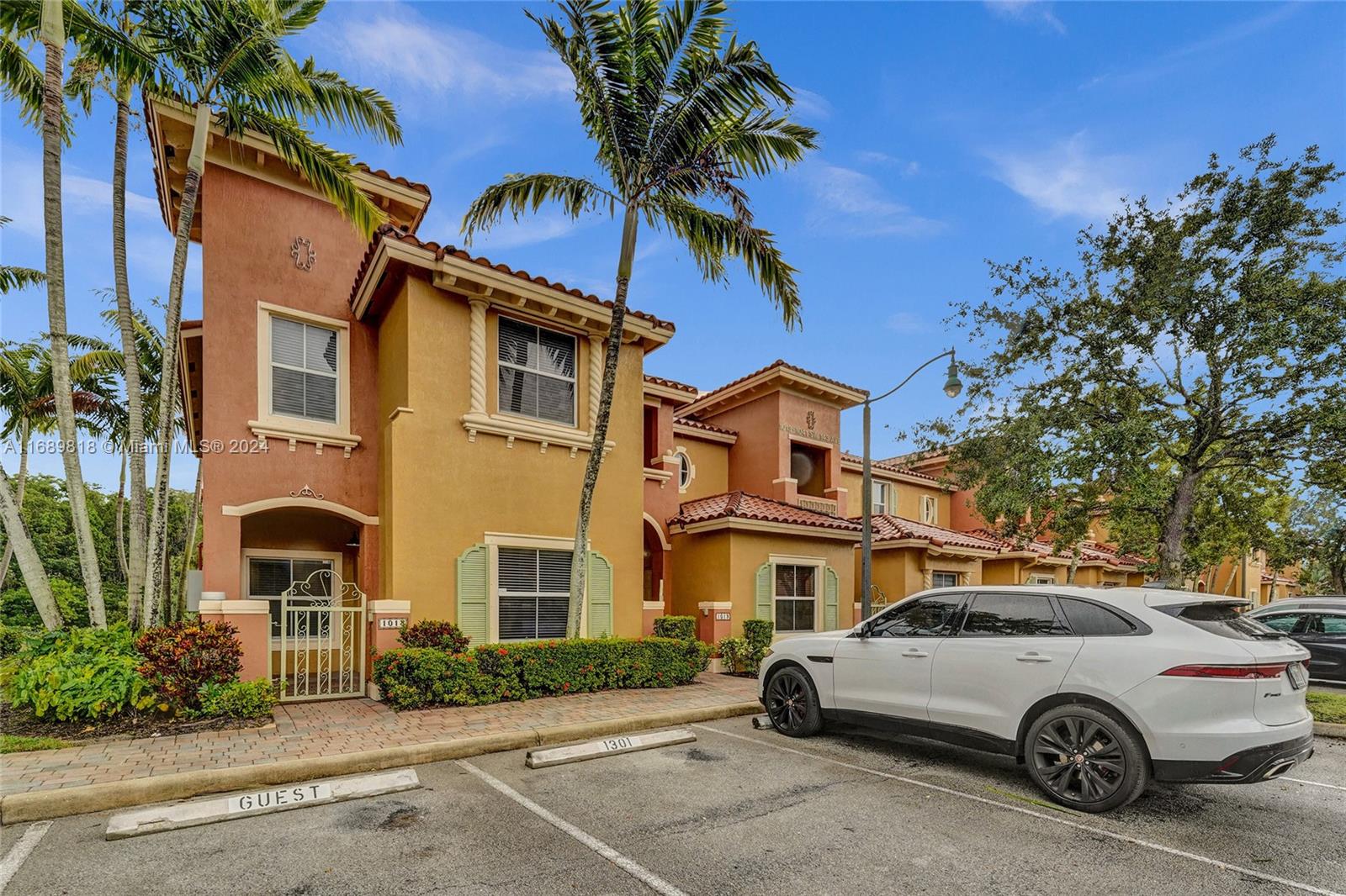 1013 SW 143rd Ave #1301, Pembroke Pines, Florida image 3