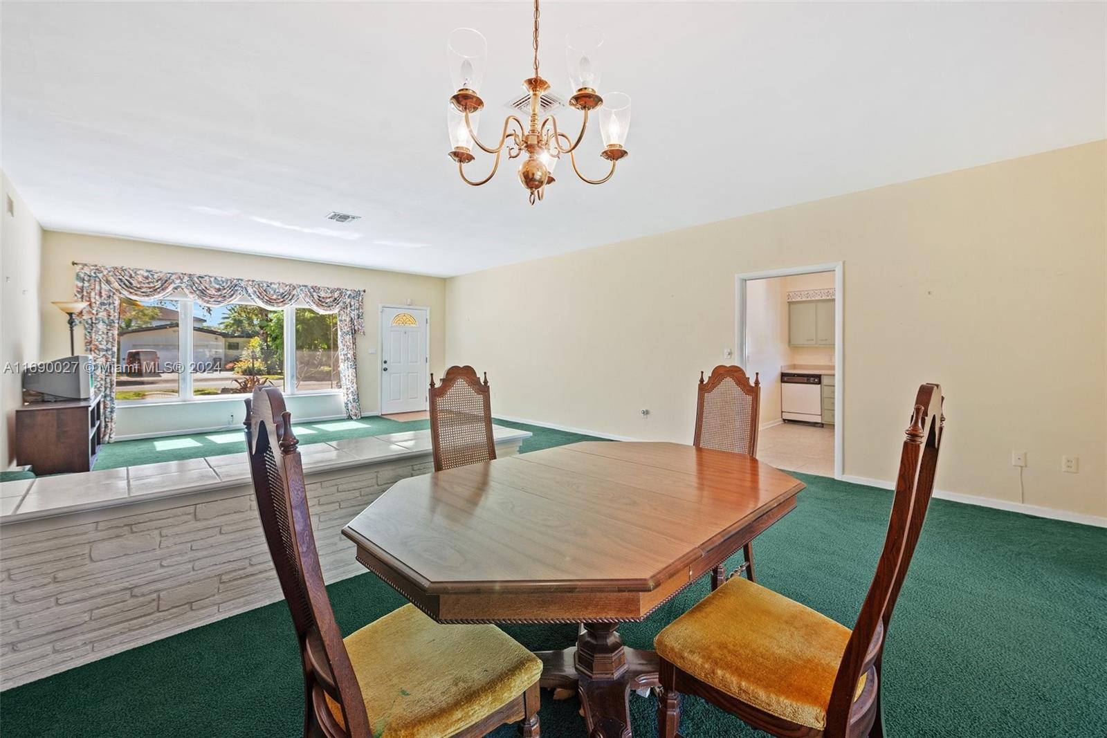 1103 Robin Ave, Miami Springs, Florida image 10